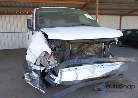 2018 GMC Savana 2500 Work Van z USA, uszkodzony, nr VIN 1GTW7AFG6J1902308